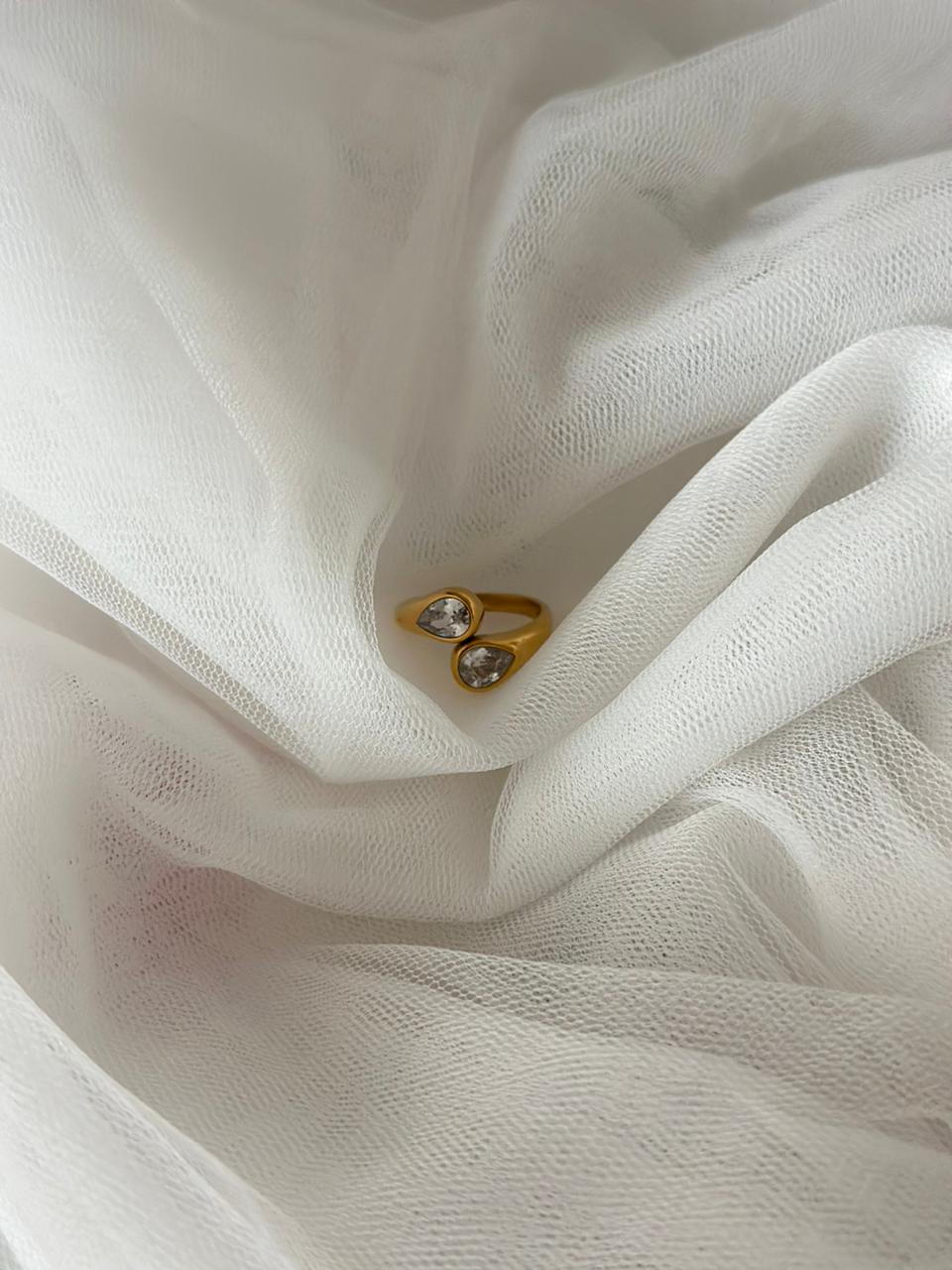 Elara Duo Ring