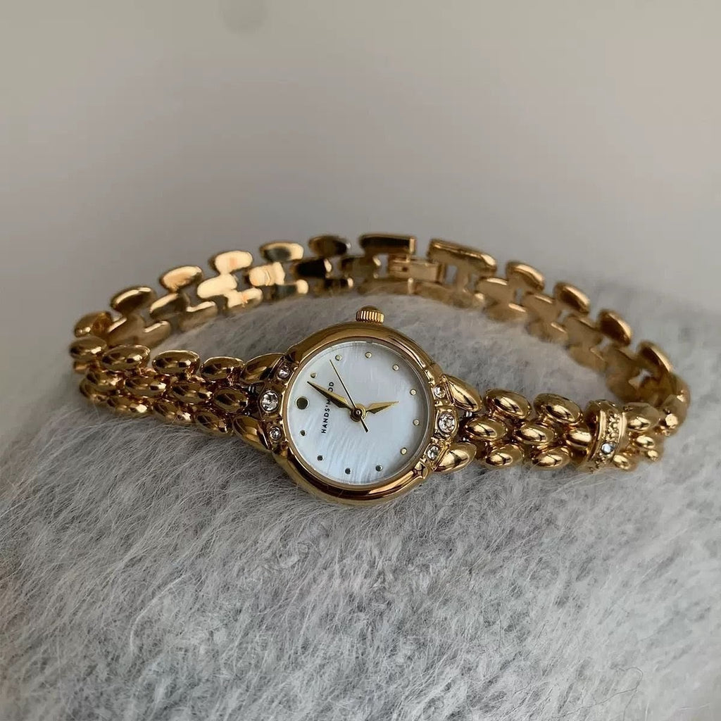 Auriel Watch