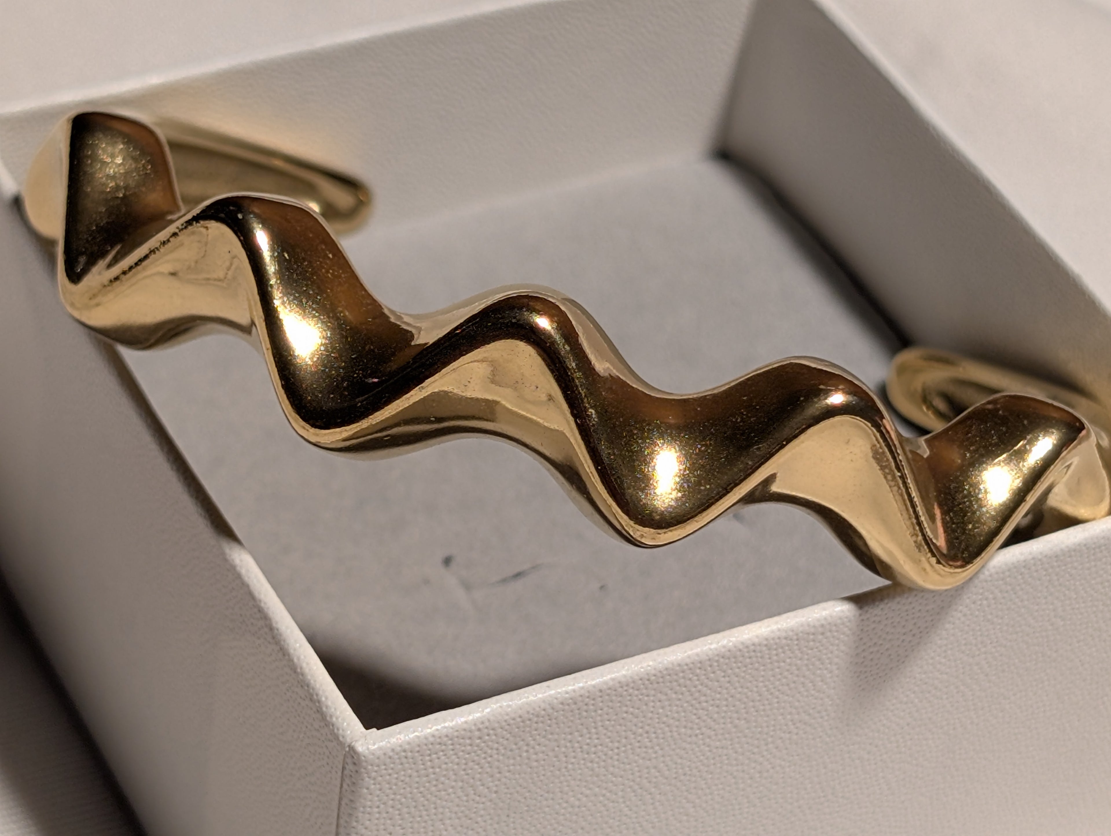 Vanta Sculpt Cuff