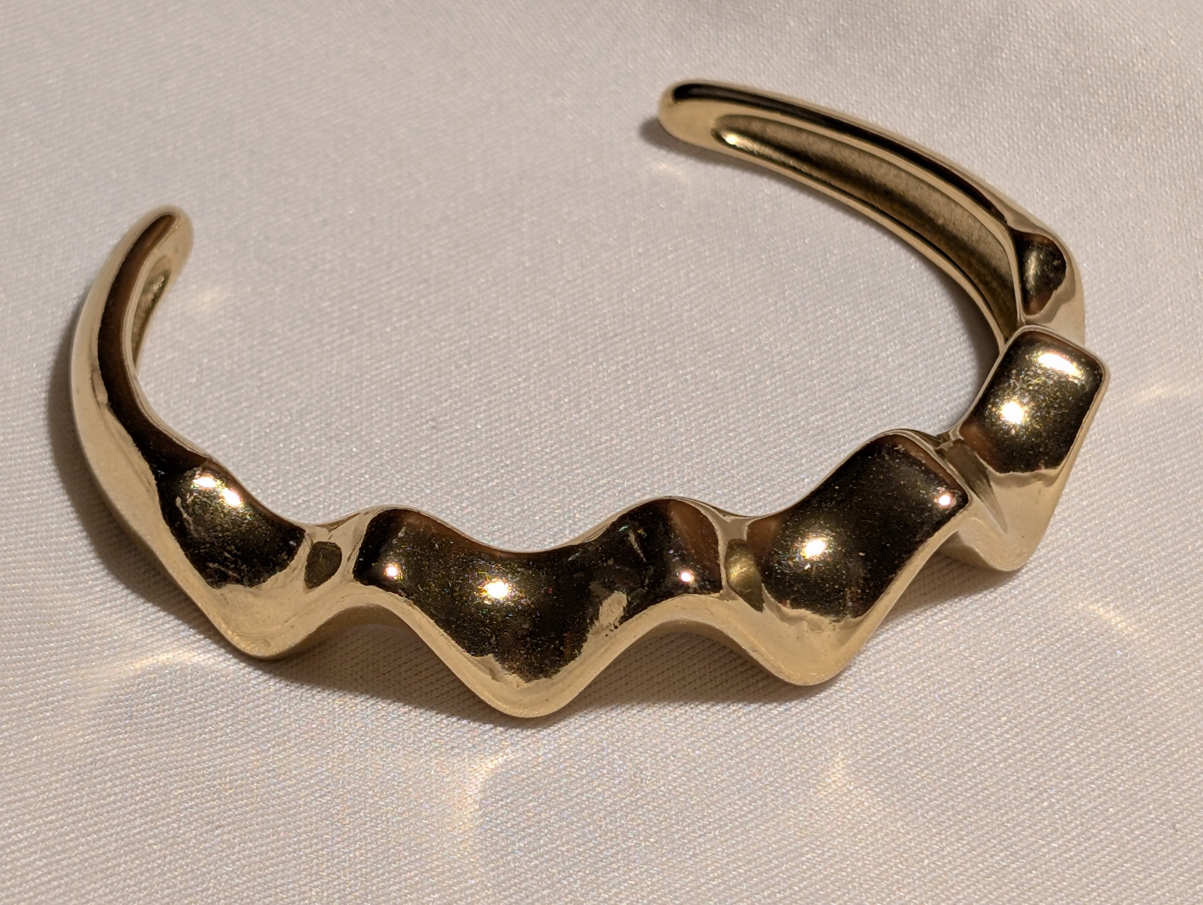 Vanta Sculpt Cuff