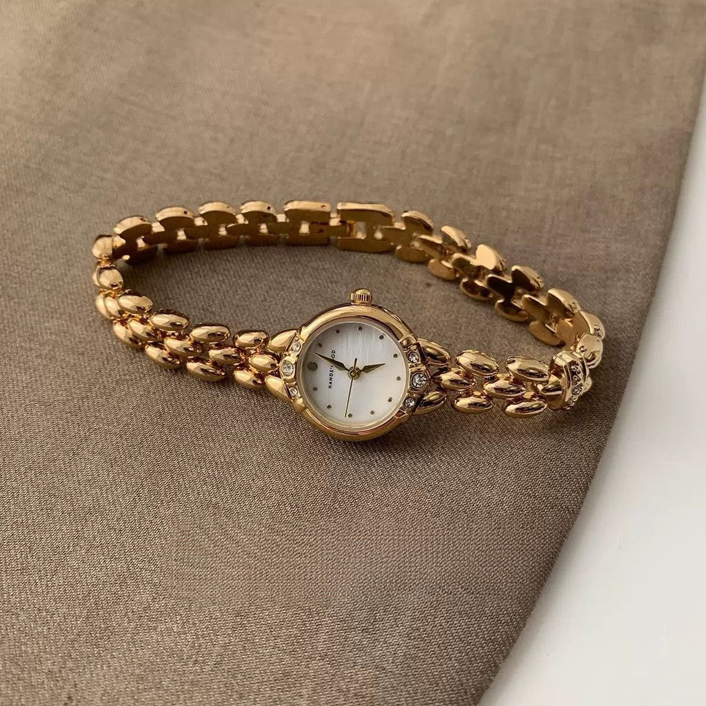 Auriel Watch